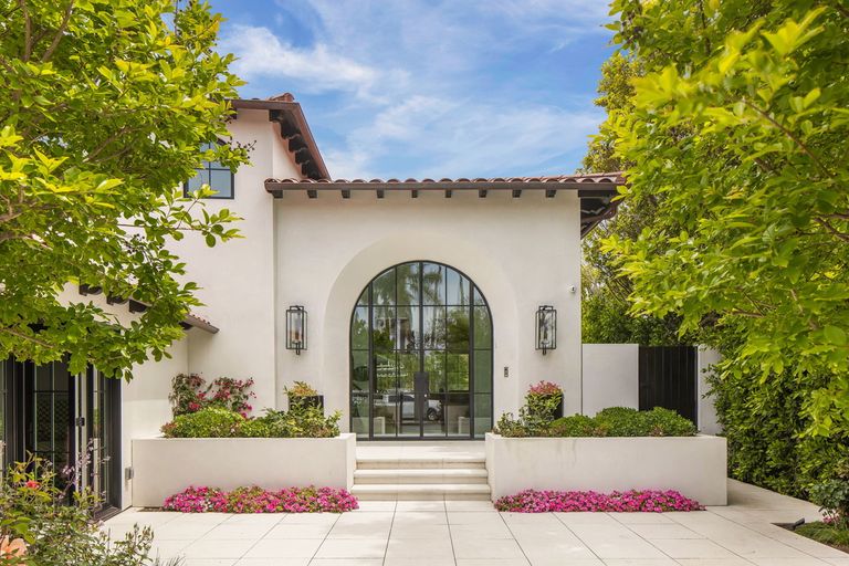 A Joseph Spierer Architects-Designed Pacific Palisades Estate
